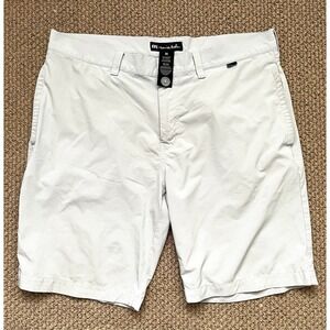 Travis Mathew Shorts Mens Sz 36 Light Gray Performance Golf Stretch Lightweight